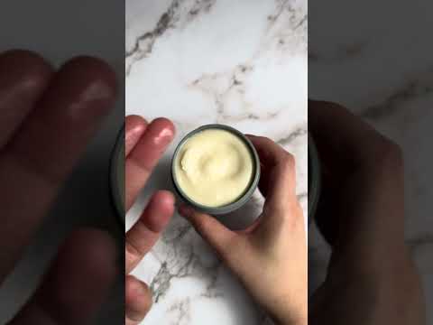 Video of the manuka honey balm with zero essential oils being applied as a treatment to mature skin.